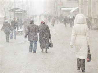 В ожидании шторма москвичам стоит запасти еду и воду 