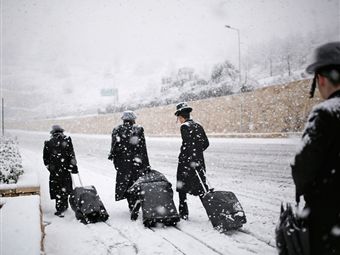 Ближний Восток накрыла снежная буря