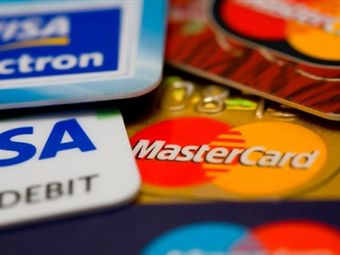 ЦБ приказал банкам защититься от Visa и MasterCard