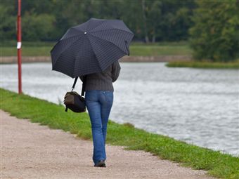 Центральной России прогнозируют продолжение холодного лета