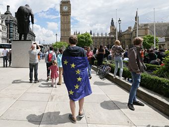 Британия после Brexit может и дальше платить взносы ЕС ради доступа к рынку